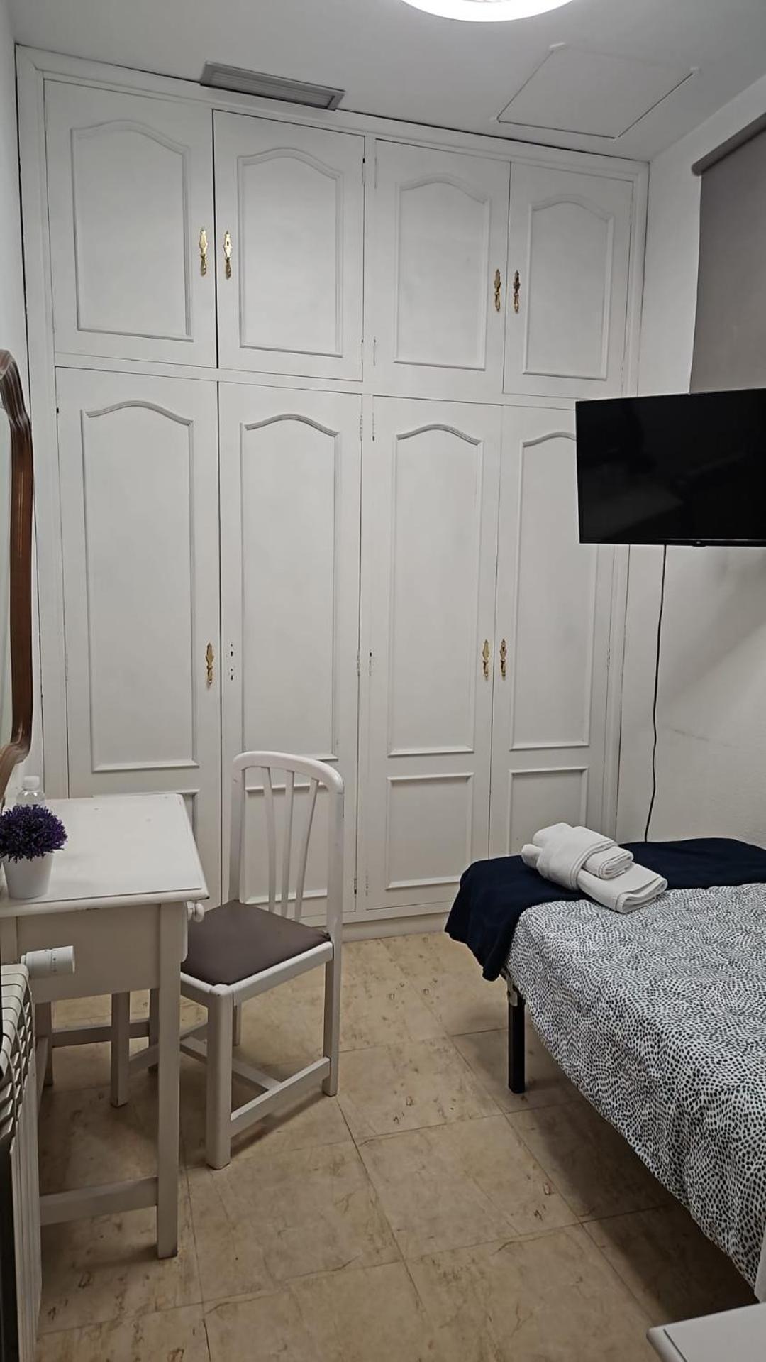 Hostal Alfaro — Foto’s 1